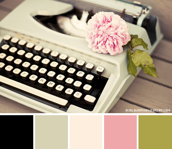 Color Palette – Vintage Typewriter